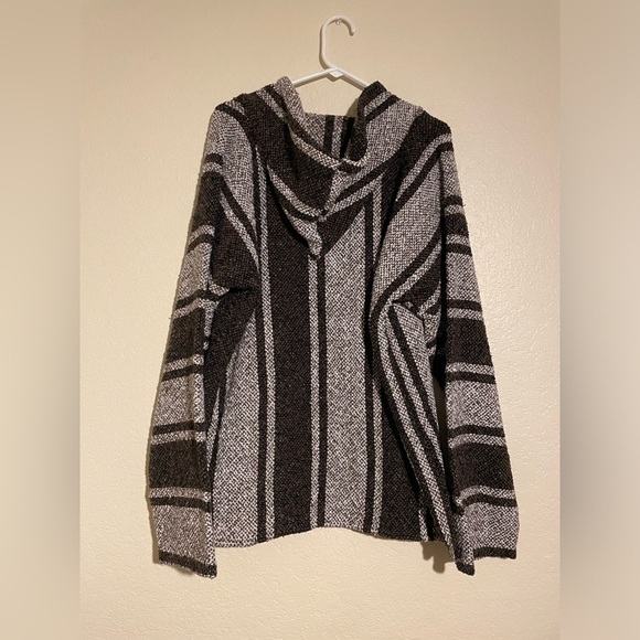 Drug Rug Pullover - Picture 2 of 2